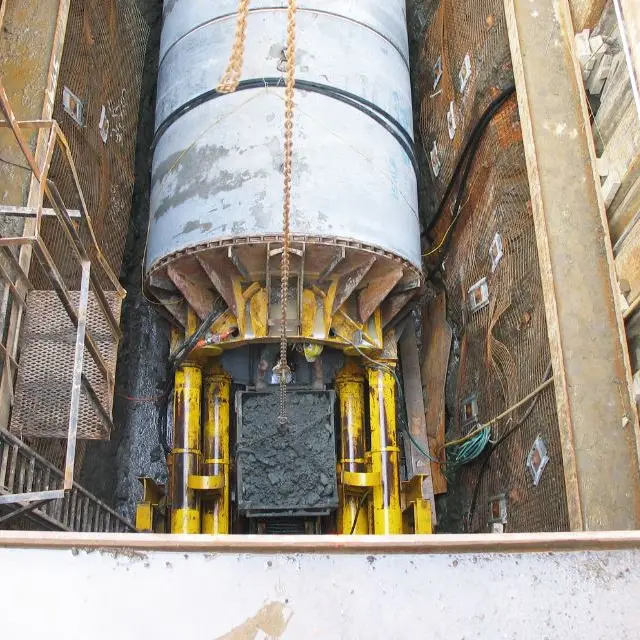 Humes Large Diameter Concrete jacking pipe onsite WEB v2