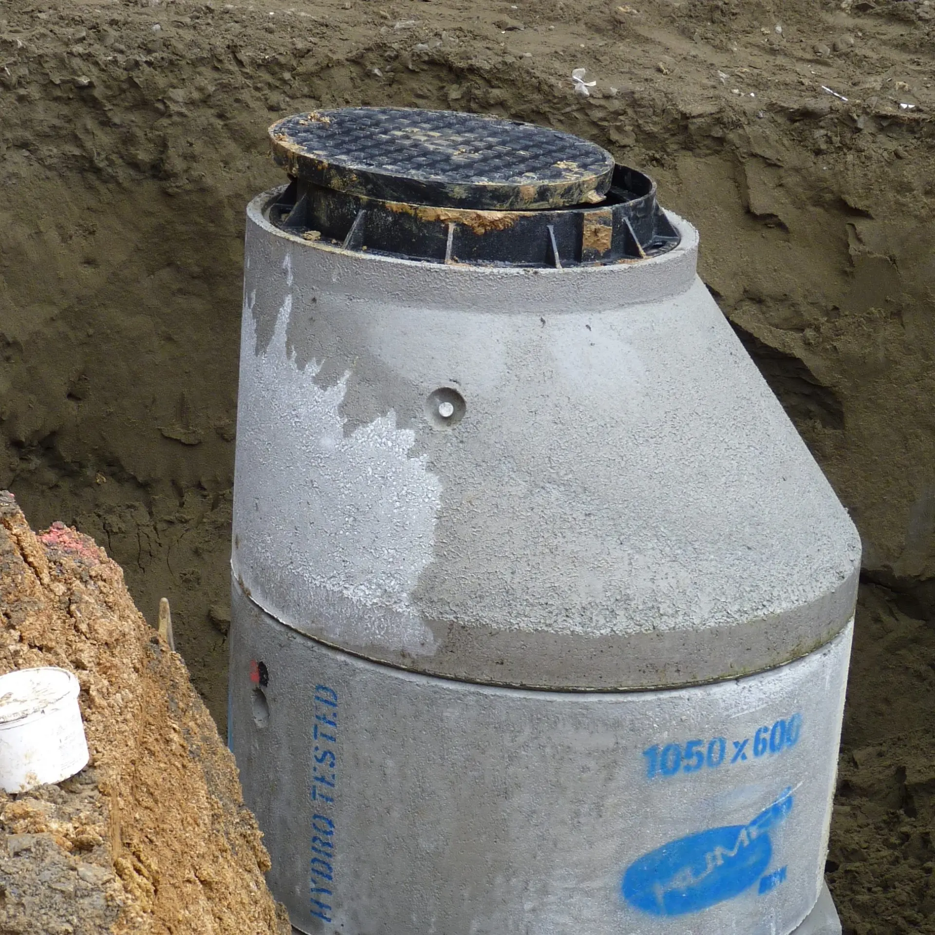 thumbnail Manhole in place 3